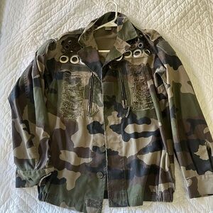 VINTAGE Distressed Camo Jacket